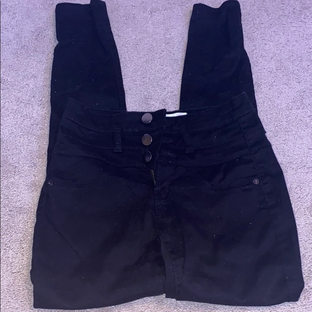 Black High Wasted Jeans